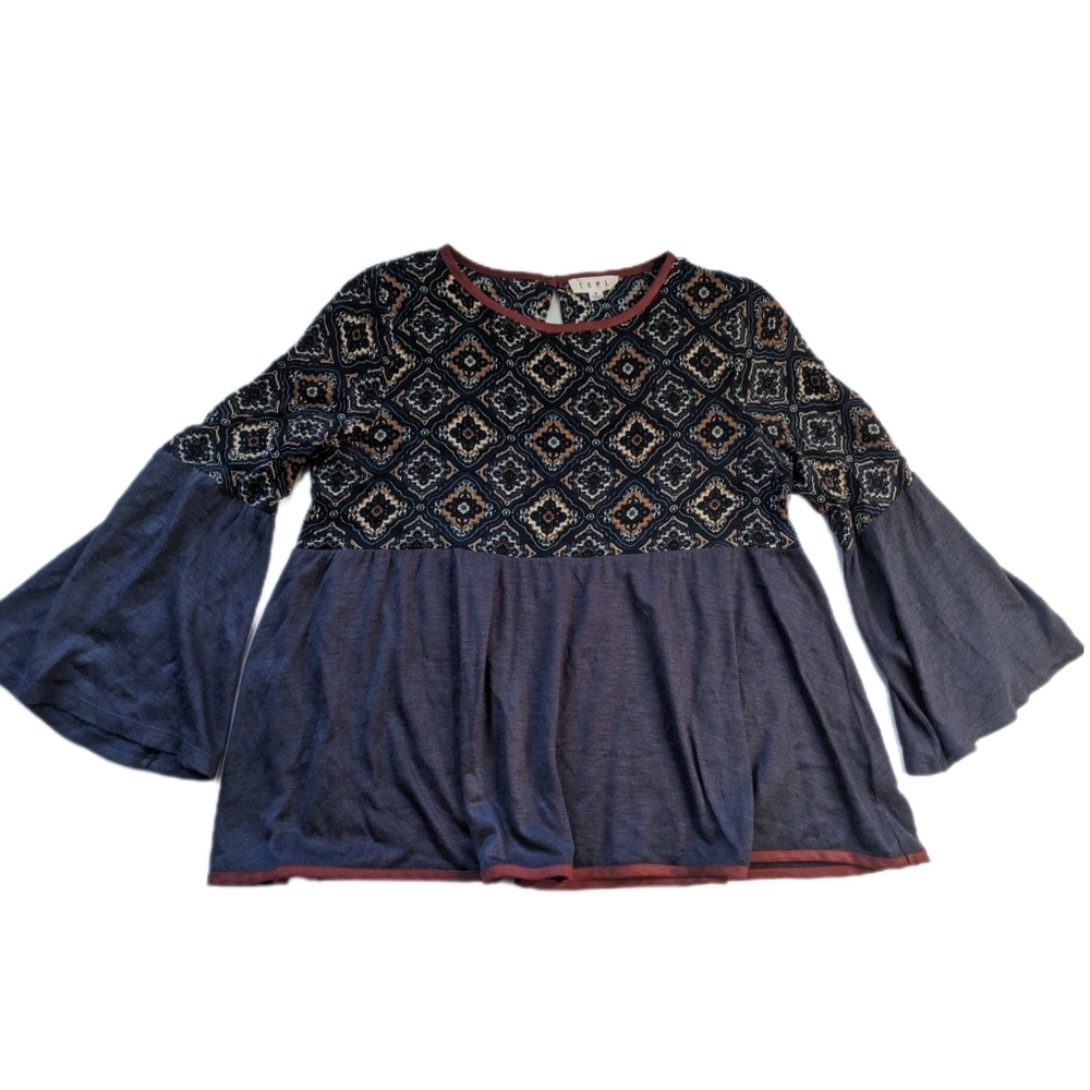 Anthropologie THML bell sleeve oversized blouse Size Small